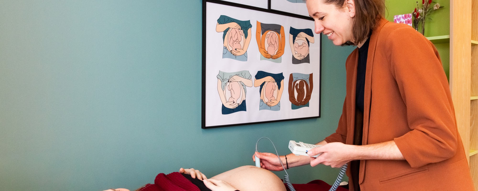 Luisteren naar hartslag baby Nieuwegein